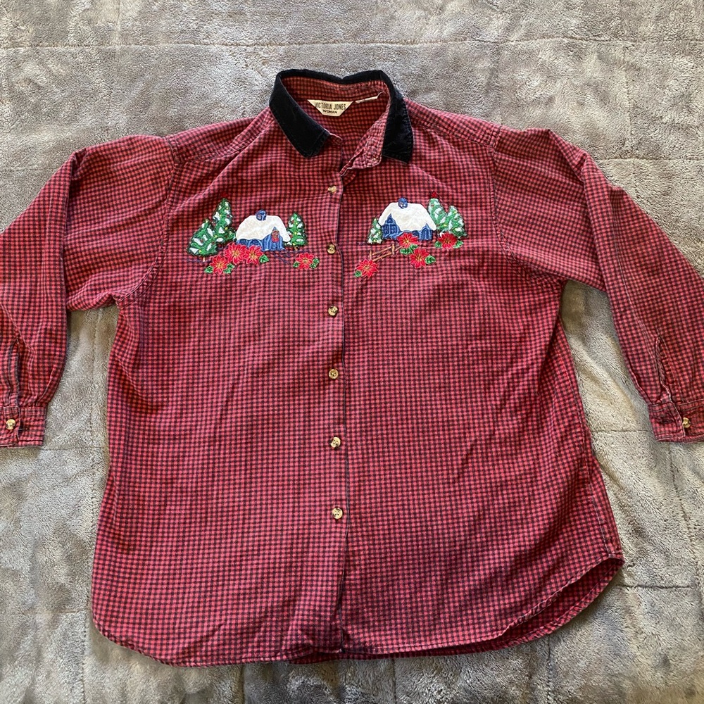 Red Checkered Womens Shirt with Embroidery (920)